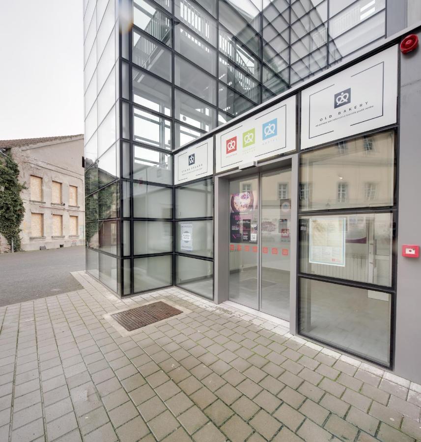 Hi Hostel Stara Pekara 오시예크 외부 사진