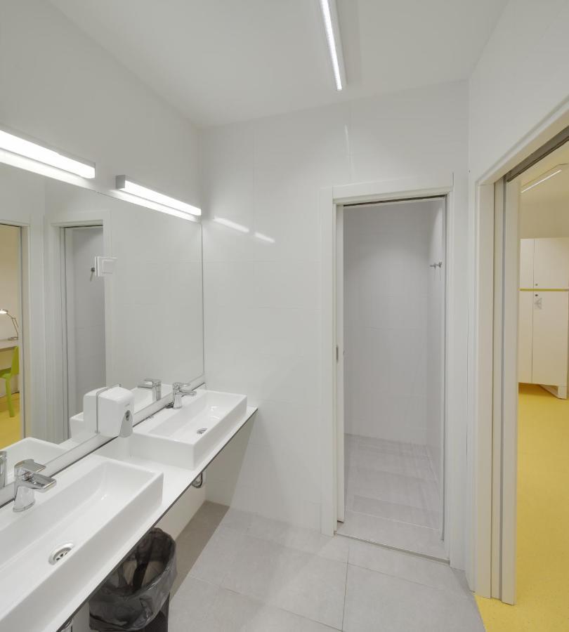 Hi Hostel Stara Pekara 오시예크 외부 사진